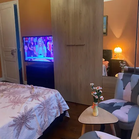 3chambre Calme Premiere Etage Homestay *